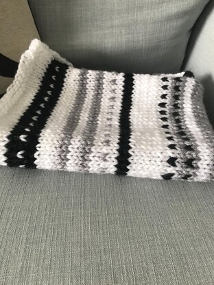 Simple stripe baby blanket