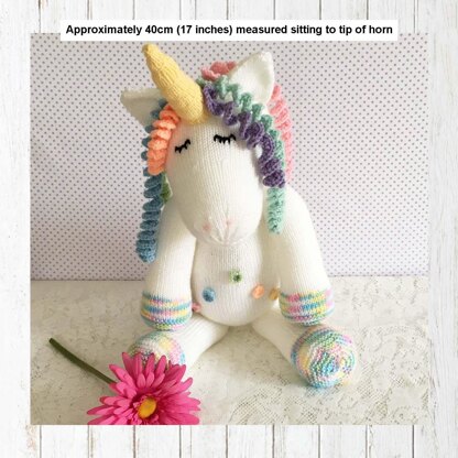 Unicorn knitting pattern 19015