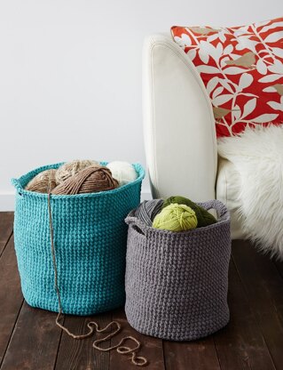 Stash Basket in Bernat Blanket