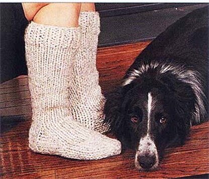 Knitting Cottage Slipper Socks in Lion Brand Wool-Ease Thick & Quick - 578-K