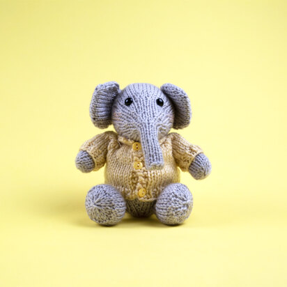 Elephant Deramores Studio DK in Deramores - Downloadable PDF