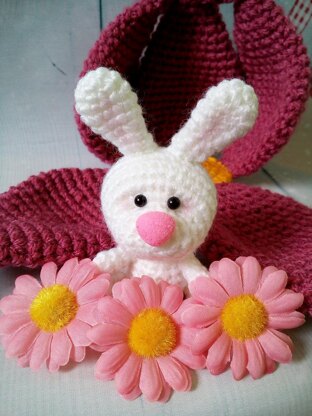 224 Little Bunny with a Flower House