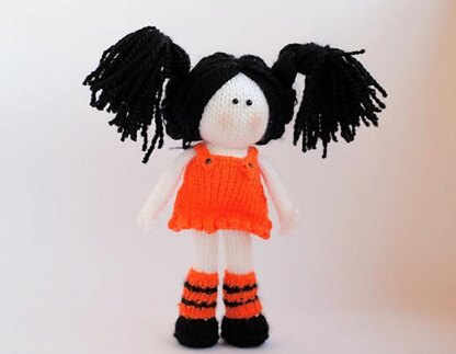 Halloween knitting patterns Sale : Black Cat in the orange Hat, Young Witch and Pumpkin - (knitted round)