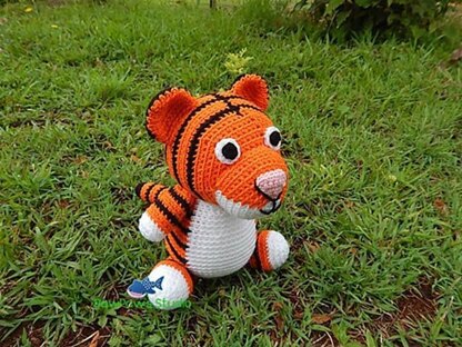 Amigurumi Tiger Pattern No.47