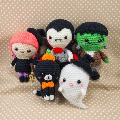 Flo the Witch Amigurumi