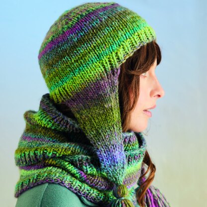 Sirdar 10709 Anemone Hat & Snood PDF