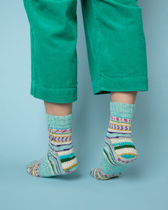 The Essential Cable Socks - Free Knitting Pattern in Paintbox Yarns Socks