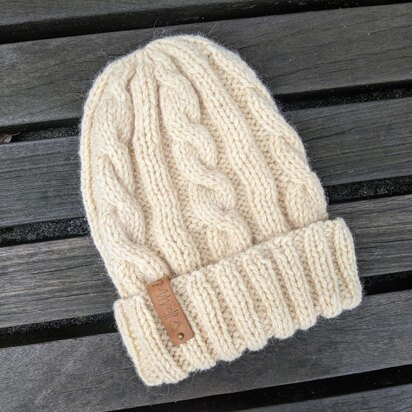 Crème Brûlée Cable Knit Hat