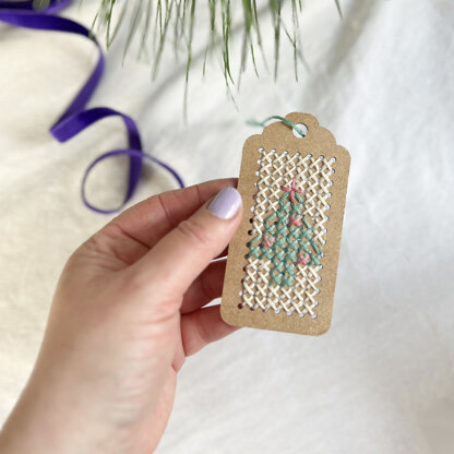 The Make Box The Wooden Cross Stitch Tags Cross Stitch Kit - 24x11.4x2