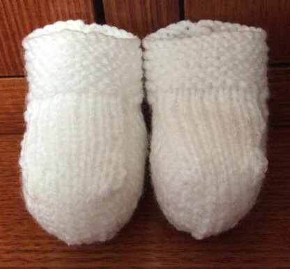 Easy Baby Booties