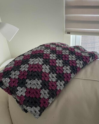 Granny Diamond Blanket