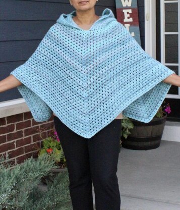 Simple Hooded Crochet Poncho Pattern