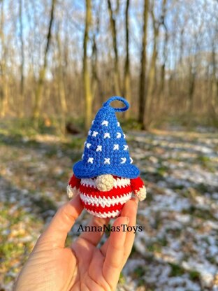 USA Patriotic American Gnome - keychain