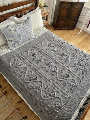 Field of Vines Blanket