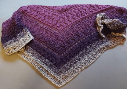 Flat Triangular Scarf "Naia"