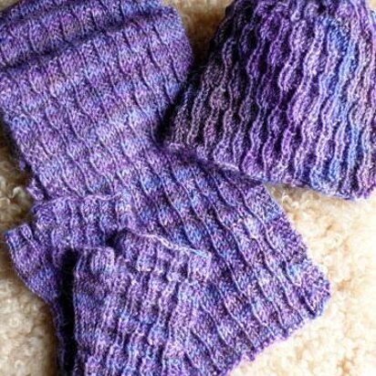 Paris-Roubaix Mitts, Hat, and Scarf - knitting pattern