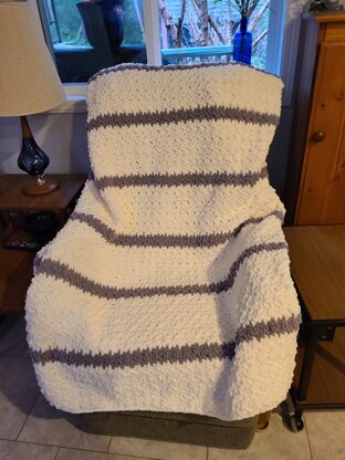 Pin Stripe Crochet Blanket