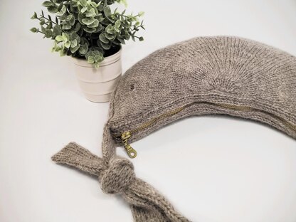 Nina Crescent Bag