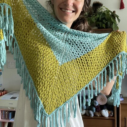 Summer Fringe Shawl