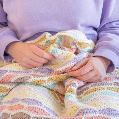 Stripy Waves Blanket in Yarn and Colors Baby Fabulous - YAC100145 - Downloadable PDF