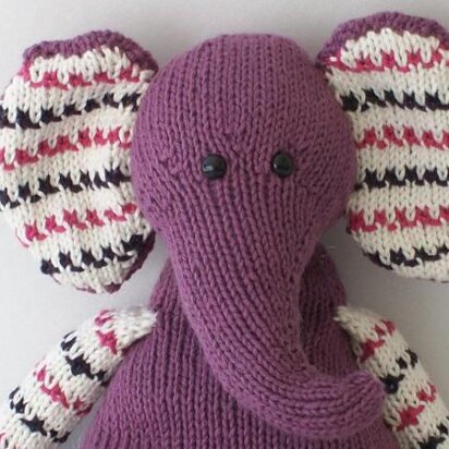 Pears the Elephant - knitting pattern
