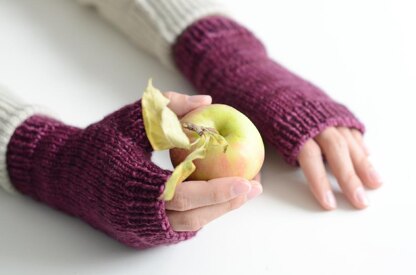 Bookish Fingerless Mitts