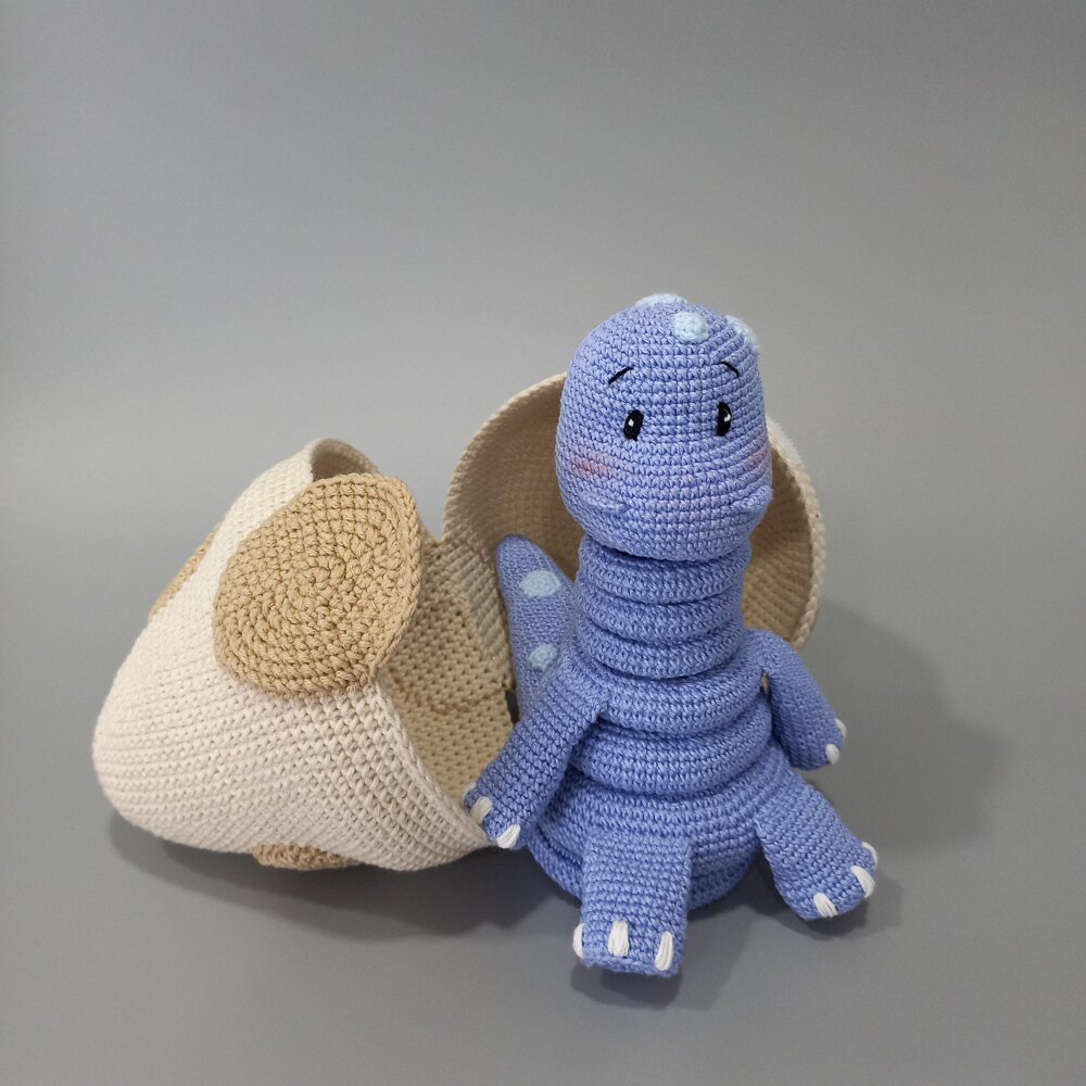 Baby Dino ring tower Crochet pattern by Ludasamigurumi