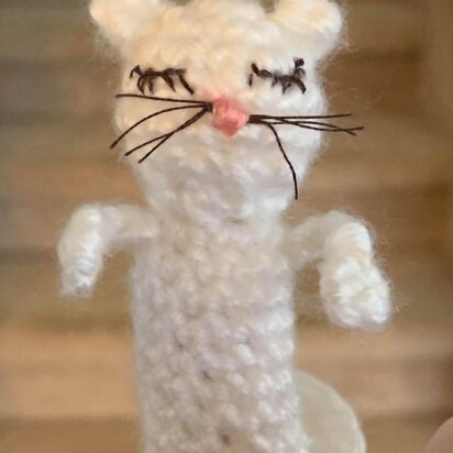 Sleepy Kitty Finger Puppet