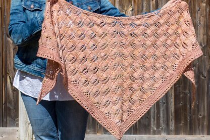 Faded Roses Shawl