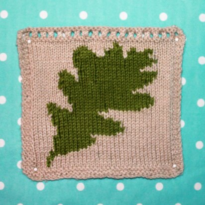 Oak Leaf Intarsia Square