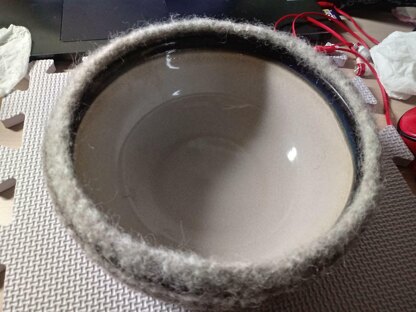 Crochet and Felt a Pretty Bowl