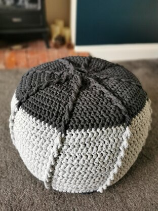 Twisted Cable Pouf