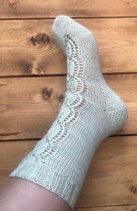 Summer Vine Socks