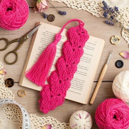 Crochet Heart Bookmark Pdf + Video Tutorials