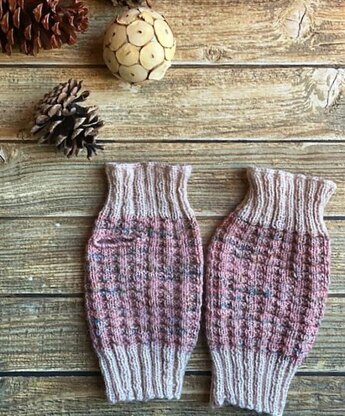 Made for More Fingerless Mitts