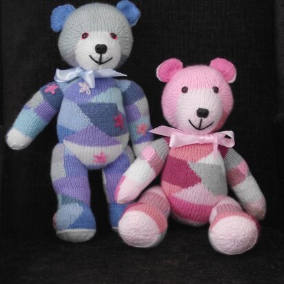 Harry the Heirloom Bear - knitting pattern