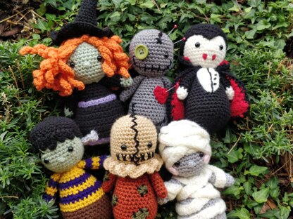 PATTERN Halloween Dia de los Muertos Bundle Set Crochet Amigurumi dolls pumpkin black cat frankenstein dracula mummy scarecrow voodoo witch