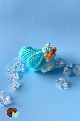 Bobbie the Reversible Penguin