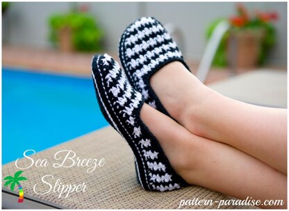 Sea Breeze Houndstooth Slippers