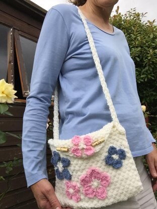 Flower basket shoulder bag