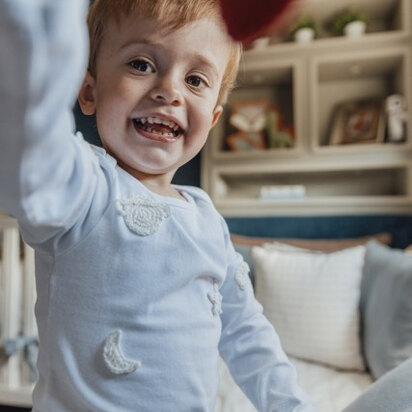 Glowing Crochet Embellishments in Circulo Amigurumi Glow - Downloadable PDF