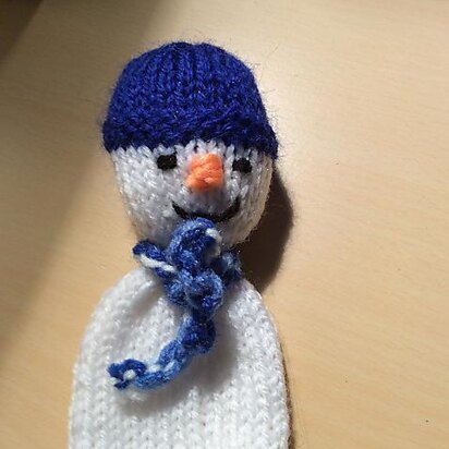 Snowman knitted ornament