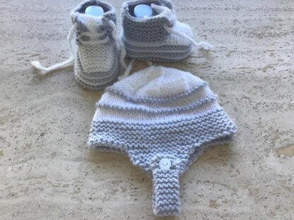 Baby Hat And Lace Up Booties