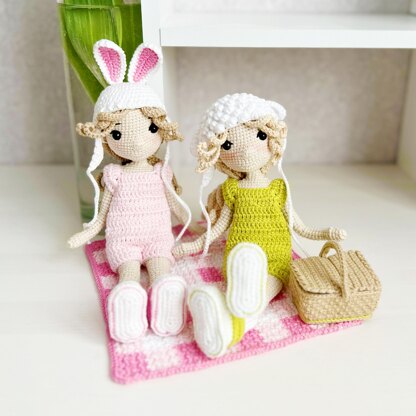 Amigurumi doll, amigurumi pattern, crochet doll, crochet doll clothes, Easter picnic