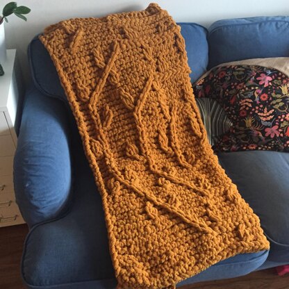 Spiralling Vines Throw Blanket