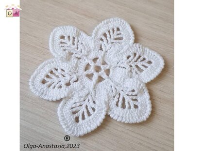 Crochet white openwork flower