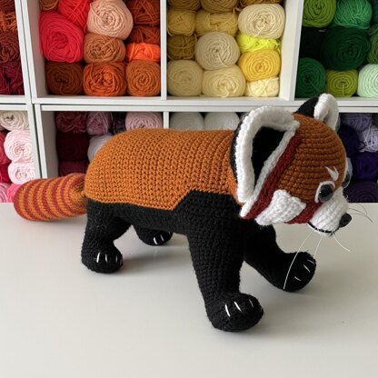 Rusty the Red Panda Amigurumi