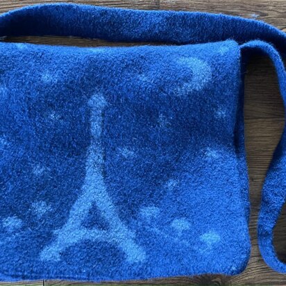 Paris Messenger Bag - knitting pattern