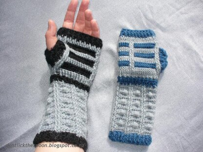 Dalek-Inspired Fingerless Gloves