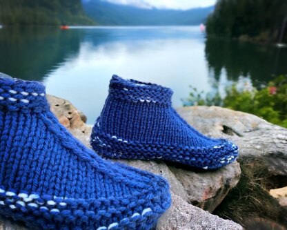 Knitted bootie outlet slippers for adults